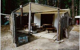 Housekeeping Camp